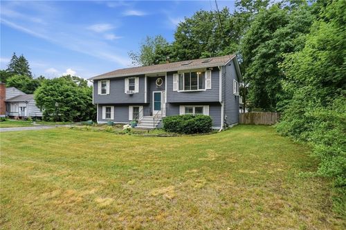 3870 Diamond Hill Rd, Cumberland, RI, 02864-1530 | Card Image