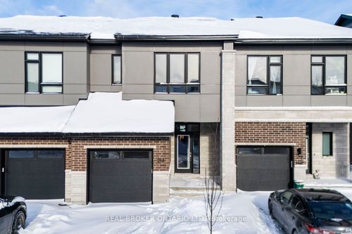 213 Bristol Cres, Kemptville, ON, K0G1J0 | Card Image