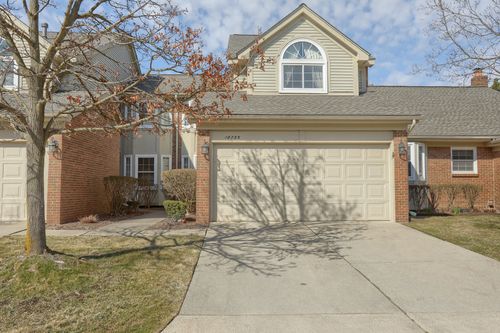 18735 Hilltop Blvd, Riverview, MI, 48193-8080 | Card Image