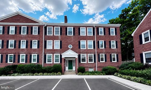 c2-4814 30th St S, ARLINGTON, VA, 22206-1532 | Card Image
