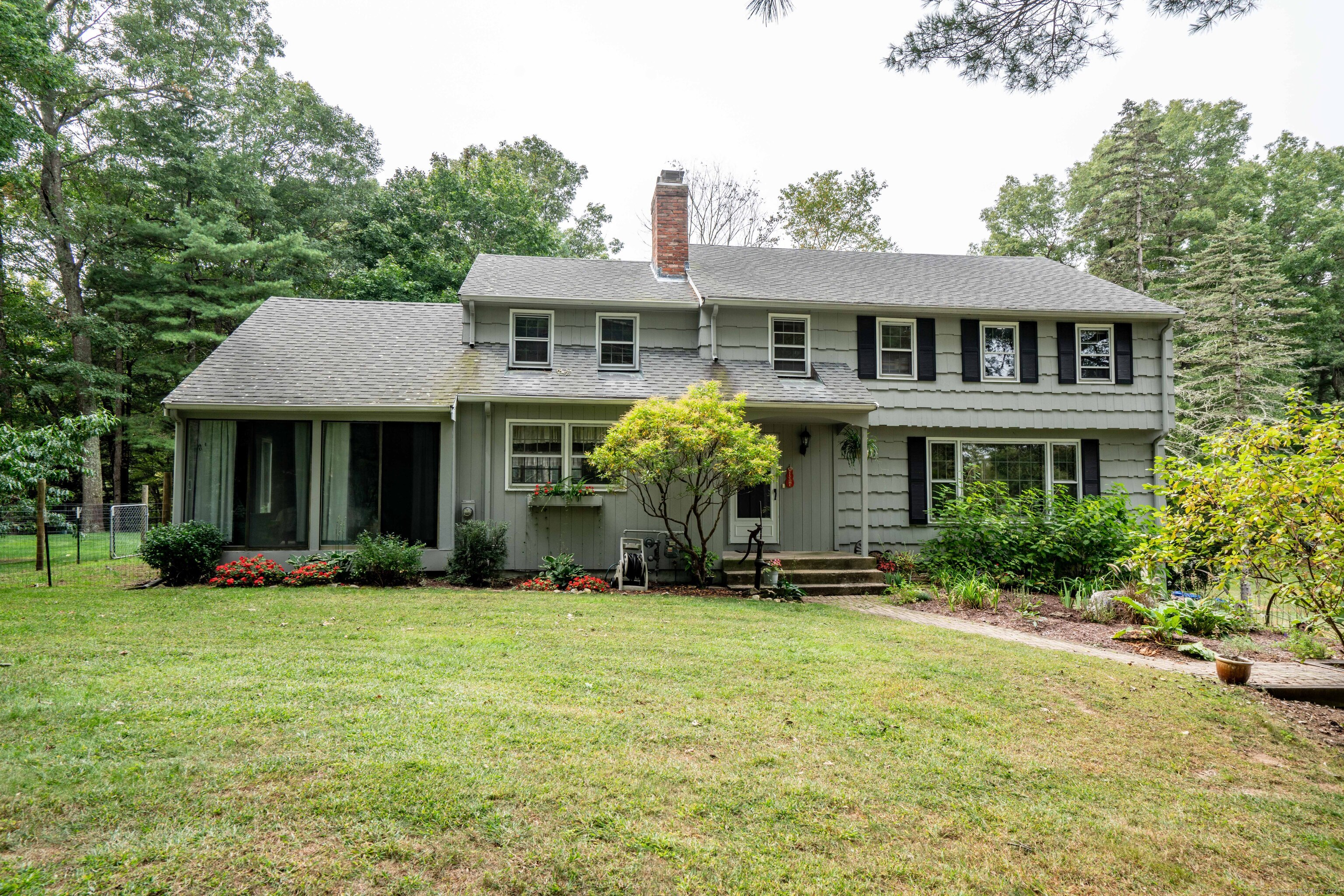 Madison Ln, West Simsbury, CT 06092