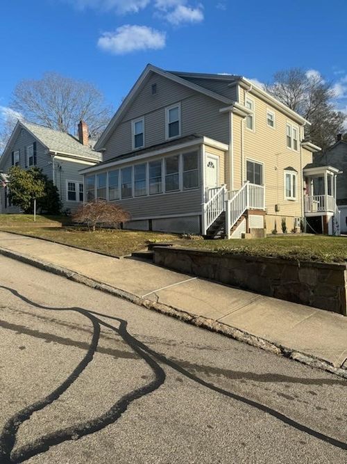 1-88 Summit Ave, West Warwick, RI, 02893-4228 | Card Image