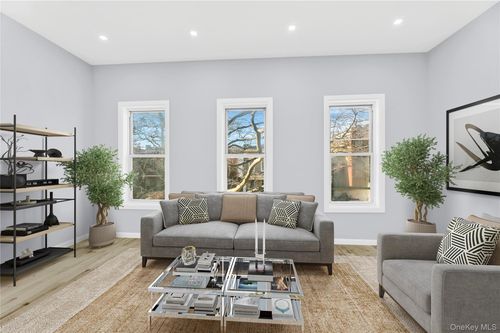 1973 Strauss St, Brooklyn, NY, 11212-4524 | Card Image