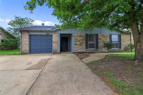 7012 Lincolnshire Ln, North Richland Hills, TX, 76182-4430 | Card Image