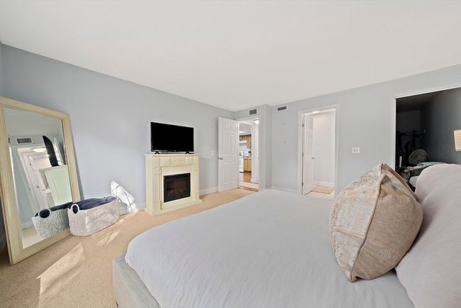 APT-65 - 8 Shadowbrook Ln, Condo with 2 bedrooms, 2 bathrooms and 2 parking in Milford MA | Image 12