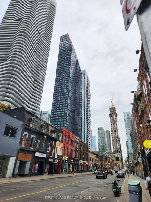 ph07-8 Wellesley St W, Toronto, ON, M4Y0J5 | Card Image