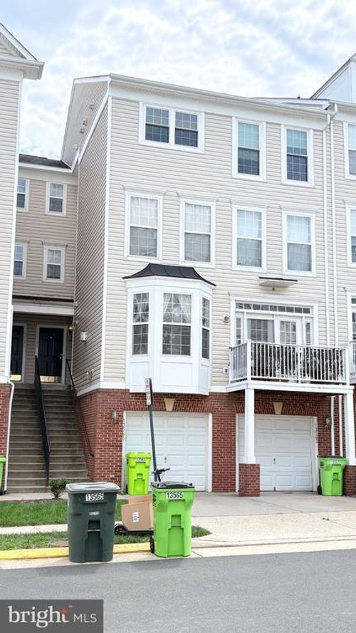 94-13563 Davinci Ln, HERNDON, VA, 20171-6106 | Card Image