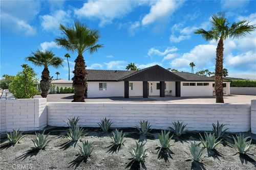 2480 N Aurora Dr, Palm Springs, CA, 92262-3314 | Card Image