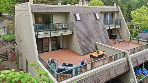 d302-8851 166th Ave Ne, Redmond, WA, 98052-3769 | Card Image