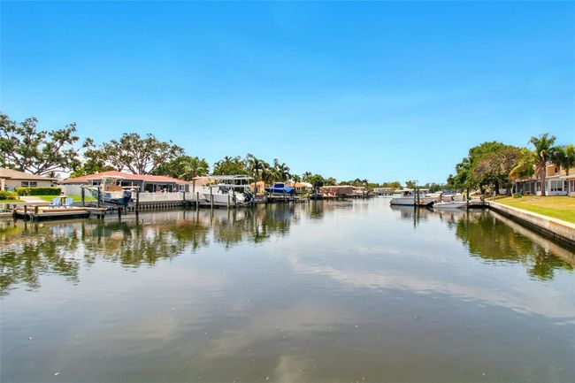 APT-4 - 1671 Cape Ann Ave Ne, Condo with 2 bedrooms, 2 bathrooms and null parking in St Petersburg FL | Image 41