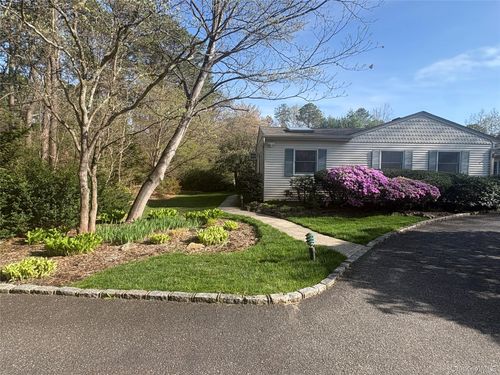 54 Old Brook Rd, Dix Hills, NY, 11746-6432 | Card Image