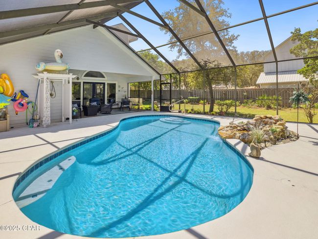 550 Seabreeze Cir, House other with 3 bedrooms, 3 bathrooms and null parking in Seacrest FL | Image 47