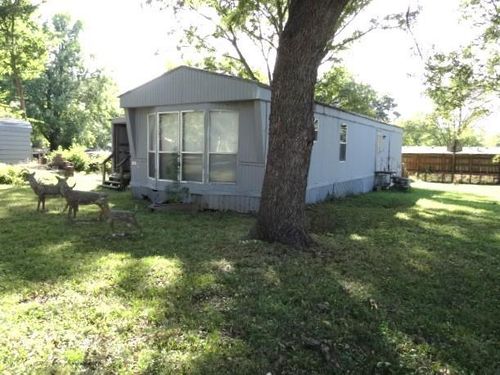 410 N Howard St, Rich Hill, MO, 64779-1039 | Card Image