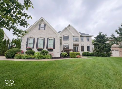 16556 Brookhollow Dr, Westfield, IN, 46062-7150 | Card Image
