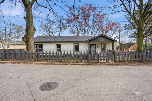 1050 Edie Ave Se, Atlanta, GA, 30312-3717 | Card Image