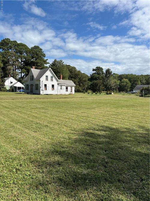 1694 Old Ferry Rd, Hudgins, VA, 23076-2114 | Card Image