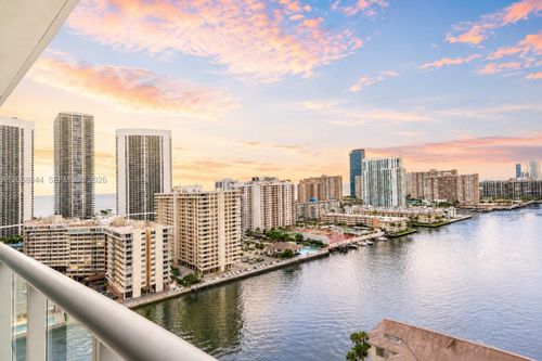r1905-2602 E Hallandale Beach Blvd, Hallandale Beach, FL, 33009-4819 | Card Image