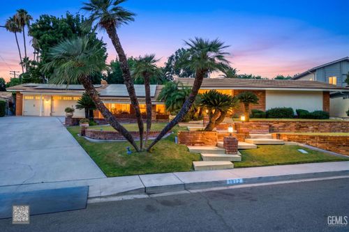 1912 Country Club Dr, Bakersfield, CA, 93306-3809 | Card Image