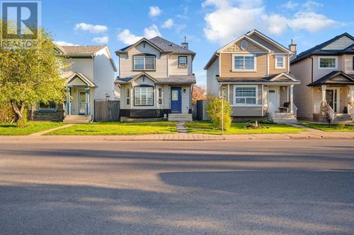 421 Taradale Dr Ne, Calgary, AB, T3J3X2 | Card Image