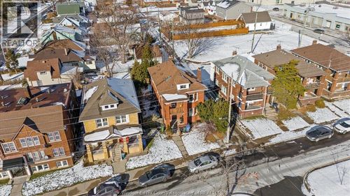 232-234 Giles Blvd E, Windsor, ON, N9A4C2 | Card Image