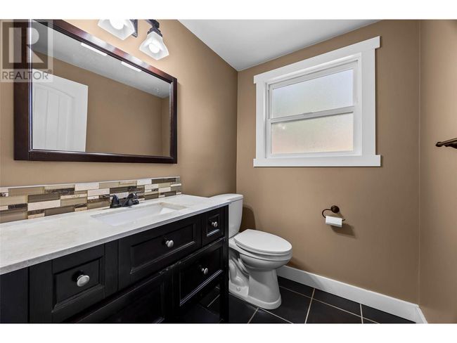 1172 Linthorpe Rd, House other with 4 bedrooms, 3 bathrooms and 4 parking in Kamloops BC | Image 16