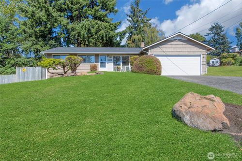 2404 S 249th Pl, Kent, WA, 98032-4008 | Card Image