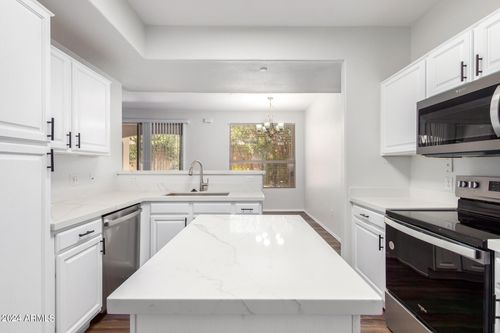130-9550 E Thunderbird Rd, Scottsdale, AZ, 85260-3770 | Card Image