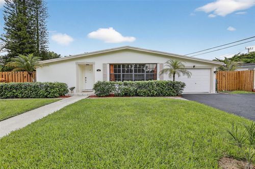 5260 Redwood Ct, Plantation, FL, 33317-1943 | Card Image