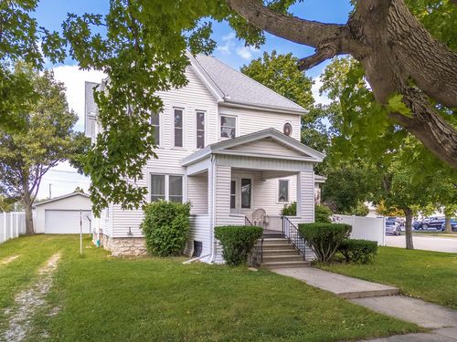 409 Water St, Pontiac, IL, 61764-1750 | Card Image