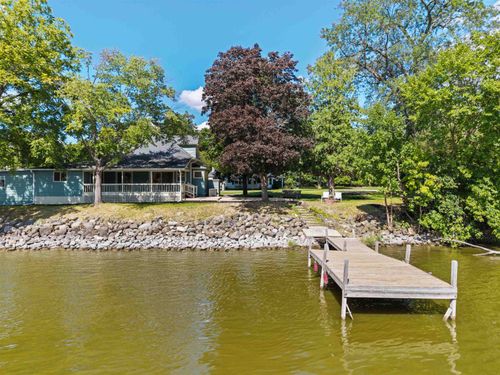 9020 N Rock River Dr, Edgerton, WI, 53534-8491 | Card Image