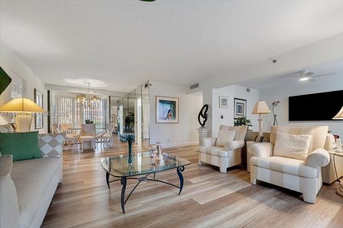 apt-101-7201 Promenade Dr, Boca Raton, FL, 33433-6954 | Card Image