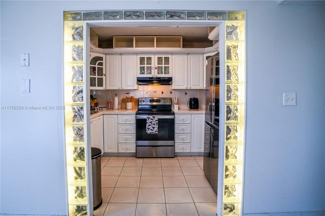 APT-601 - 4164 Inverrary Dr, Condo with 2 bedrooms, 2 bathrooms and null parking in Lauderhill FL | Image 4
