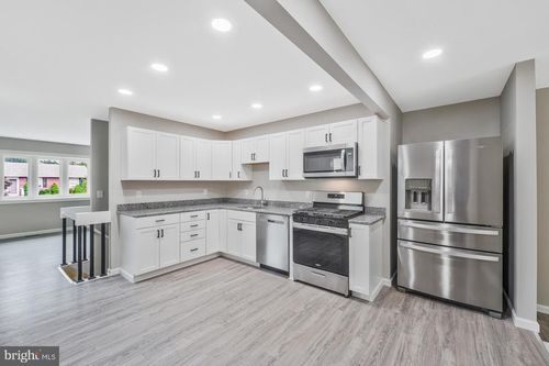 237 Candytuft Rd, REISTERSTOWN, MD, 21136-3411 | Card Image