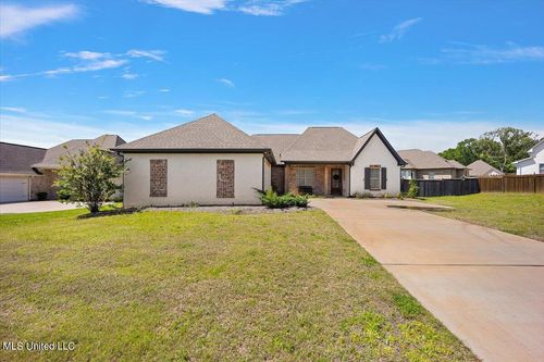 102 Twain Trl, Clinton, MS, 39056-7700 | Card Image