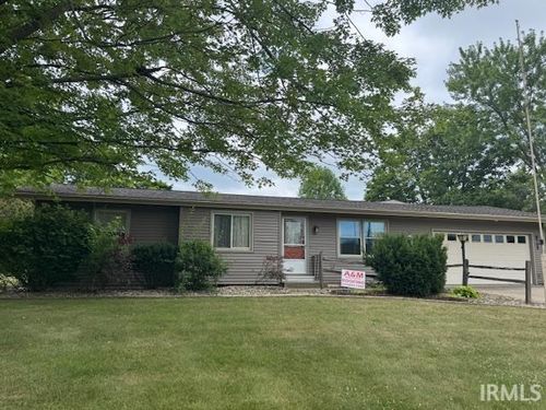 1802 E Kammerer Rd, Kendallville, IN, 46755-2964 | Card Image
