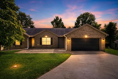213 Woodfield Way, Nicholasville, KY, 40356-2958 | Card Image