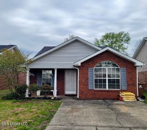 14490 Indian Trails Cir, D'Iberville, MS, 39540-8613 | Card Image
