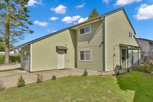 7390 129 St, Surrey, BC, V3W7B8 | Card Image