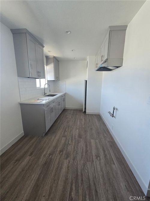c-422 Devener Street, Riverside, CA, 92507 | Card Image
