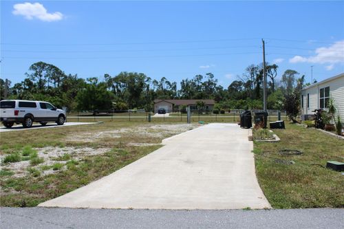 294-5150 Palena Blvd, NORTH PORT, FL, 34287-2417 | Card Image