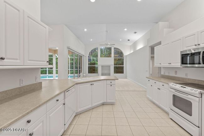 19 Black Water Way, House other with 3 bedrooms, 4 bathrooms and null parking in ORMOND BEACH FL | Image 7