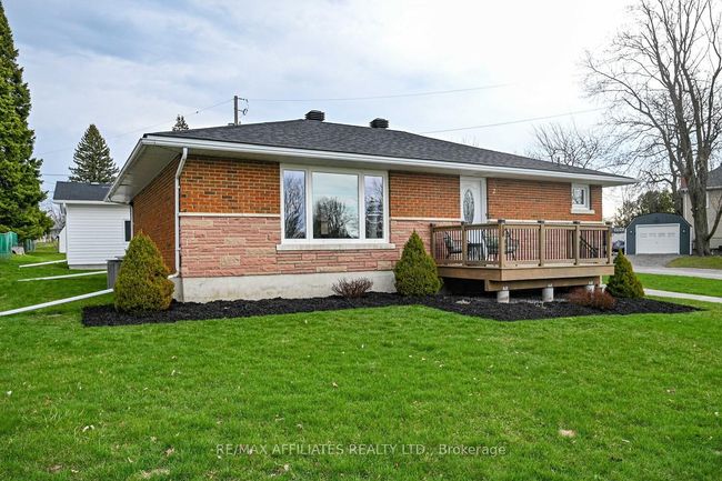 2 Philip St, House other with 4 bedrooms, 2 bathrooms and 4 parking in Smiths Falls ON | Image 9