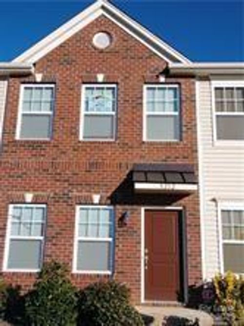 5212 Prosperity Church Rd, Charlotte, NC, 28269-8753 | Card Image