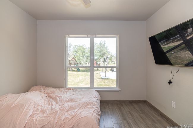 72 Red Fox, House other with 4 bedrooms, 3 bathrooms and null parking in Poteet TX | Image 21