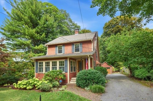 90 Summer Ave, Reading, MA, 01867-2339 | Card Image