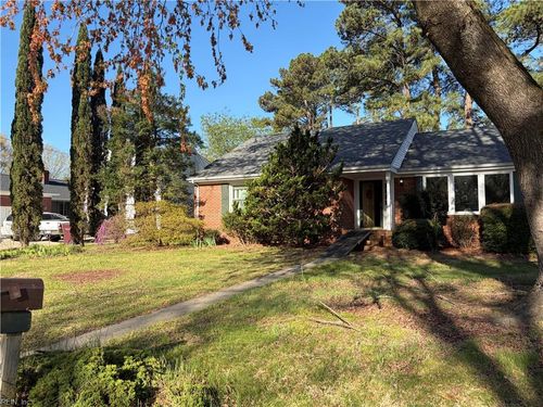 2801 Ashwood Drive, Chesapeake, VA, 23321 | Card Image