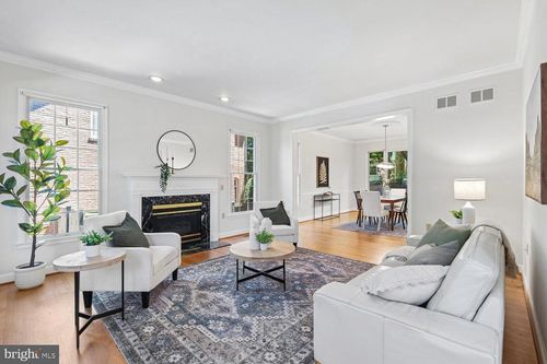 5105 Warren Pl Nw, WASHINGTON, DC, 20016-4318 | Card Image