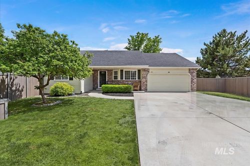 389 W Bosanka Dr, Eagle, ID, 83616-4956 | Card Image