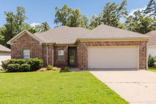 2515 Springhill Village Dr, Bryant, AR, 72022-9260 | Card Image