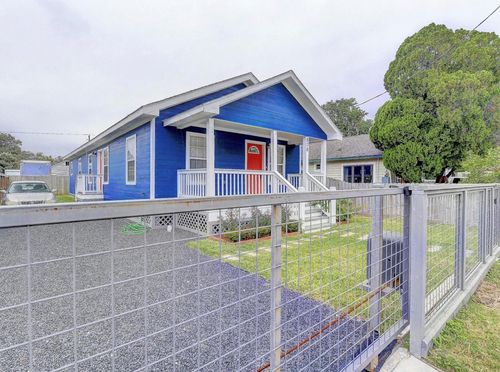 808 E 32nd St, Houston, TX, 77022-5821 | Card Image